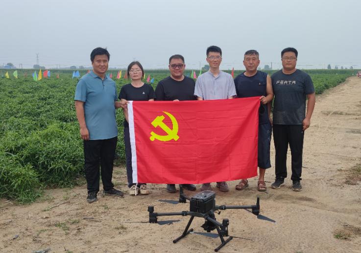 1692924656652225.jpg 1692924656652225.jpg